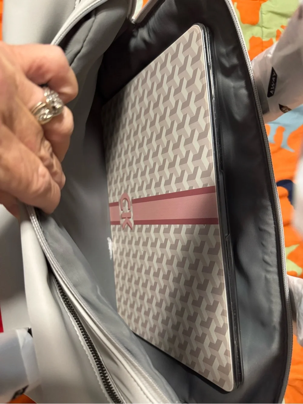 NWT Away The Everywhere Bag Cloud Gray Laptop Travel Tote Weekender